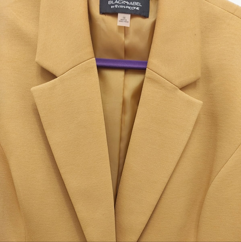 Tan Women's Blazer